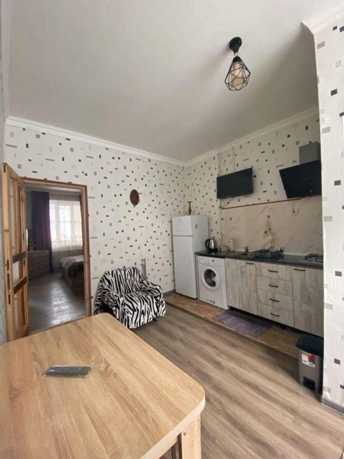 Achela'S Guesthouse Borjomi Luaran gambar